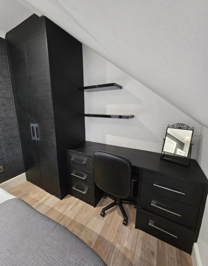 Luxury Double Room With Private Bathroom Édimbourg Extérieur photo